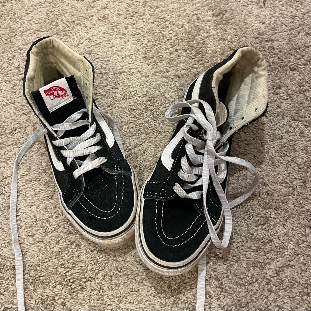 Black high top vans